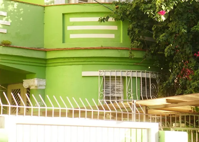 Hostal Poa Eco *